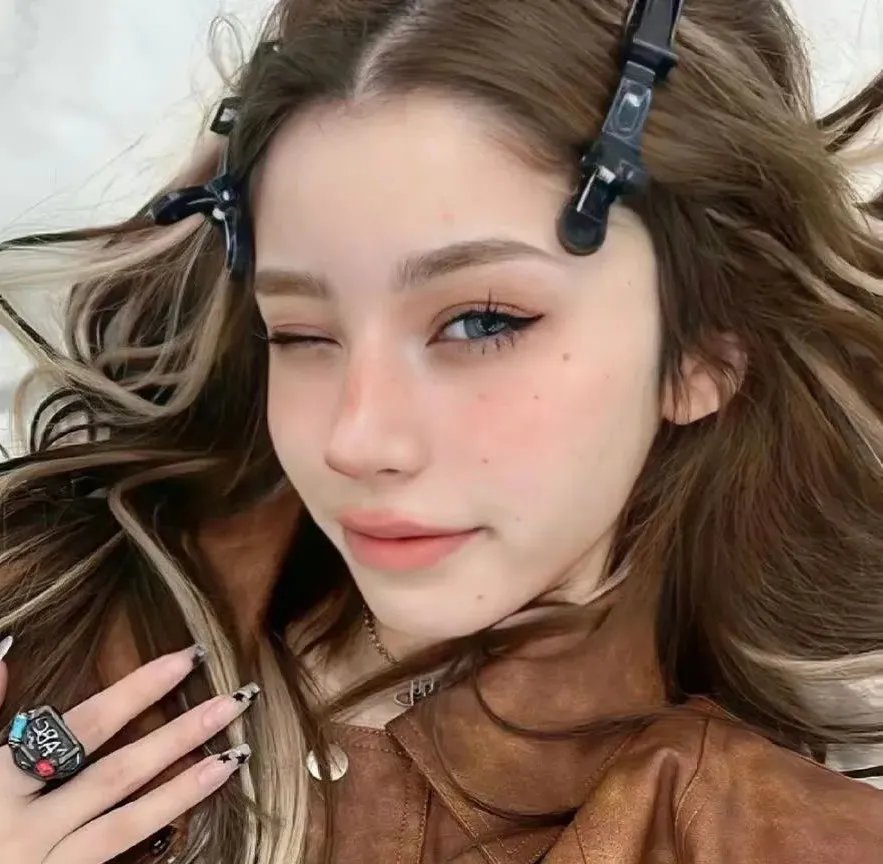 丹麦娇妻